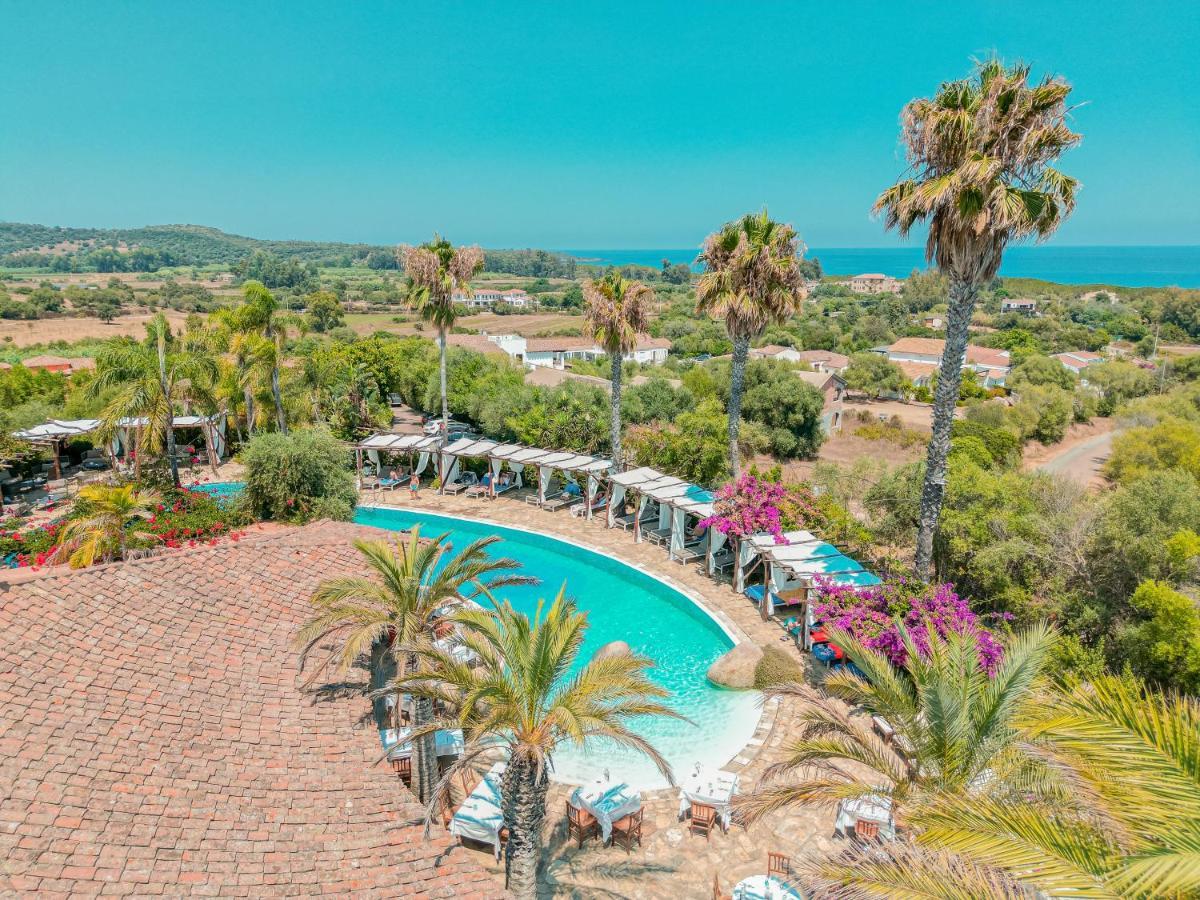 Felix Hotels - Galanias Hotel & Retreat Bari Sardo Exteriör bild