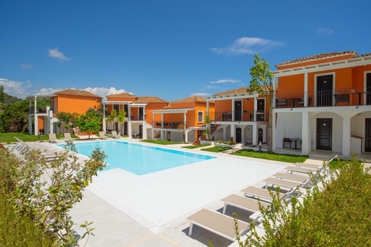 Felix Hotels - Galanias Hotel & Retreat Bari Sardo Exteriör bild