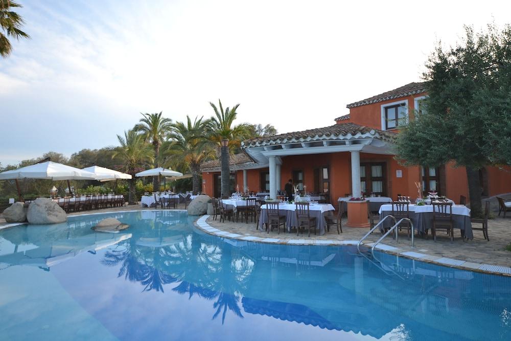 Felix Hotels - Galanias Hotel & Retreat Bari Sardo Exteriör bild