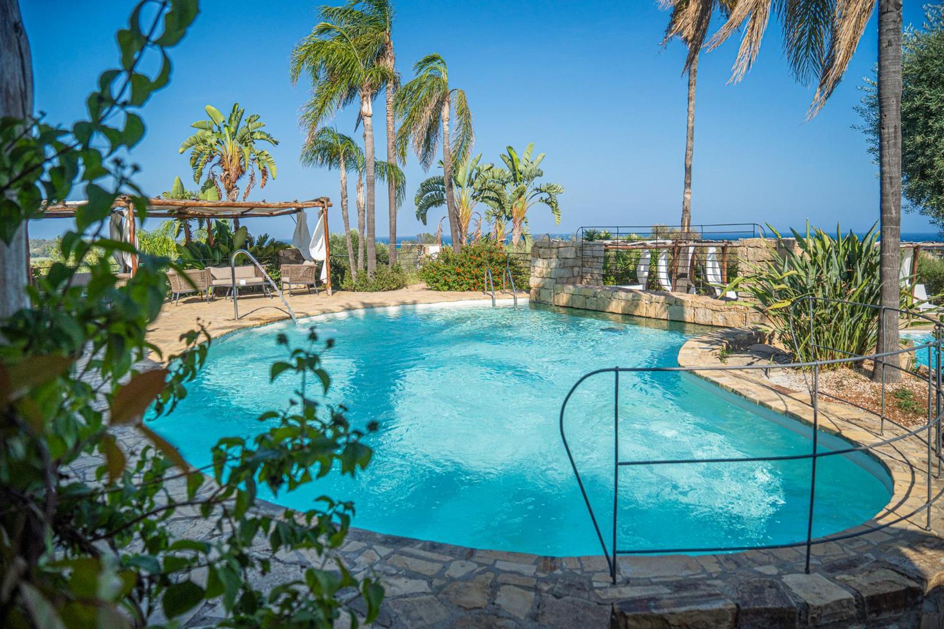Felix Hotels - Galanias Hotel & Retreat Bari Sardo Exteriör bild